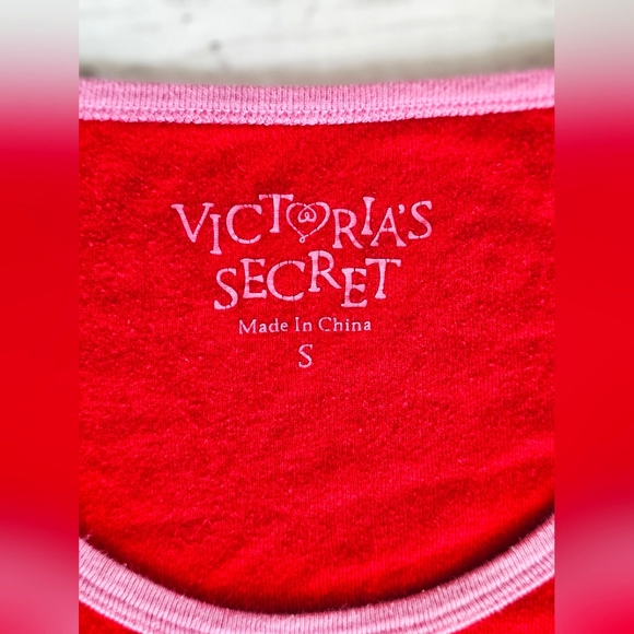 Vintage RARE Victoria's Secret Longsleeve Red Nightgown Dress Top Silver Graphic - Picture 7 of 8